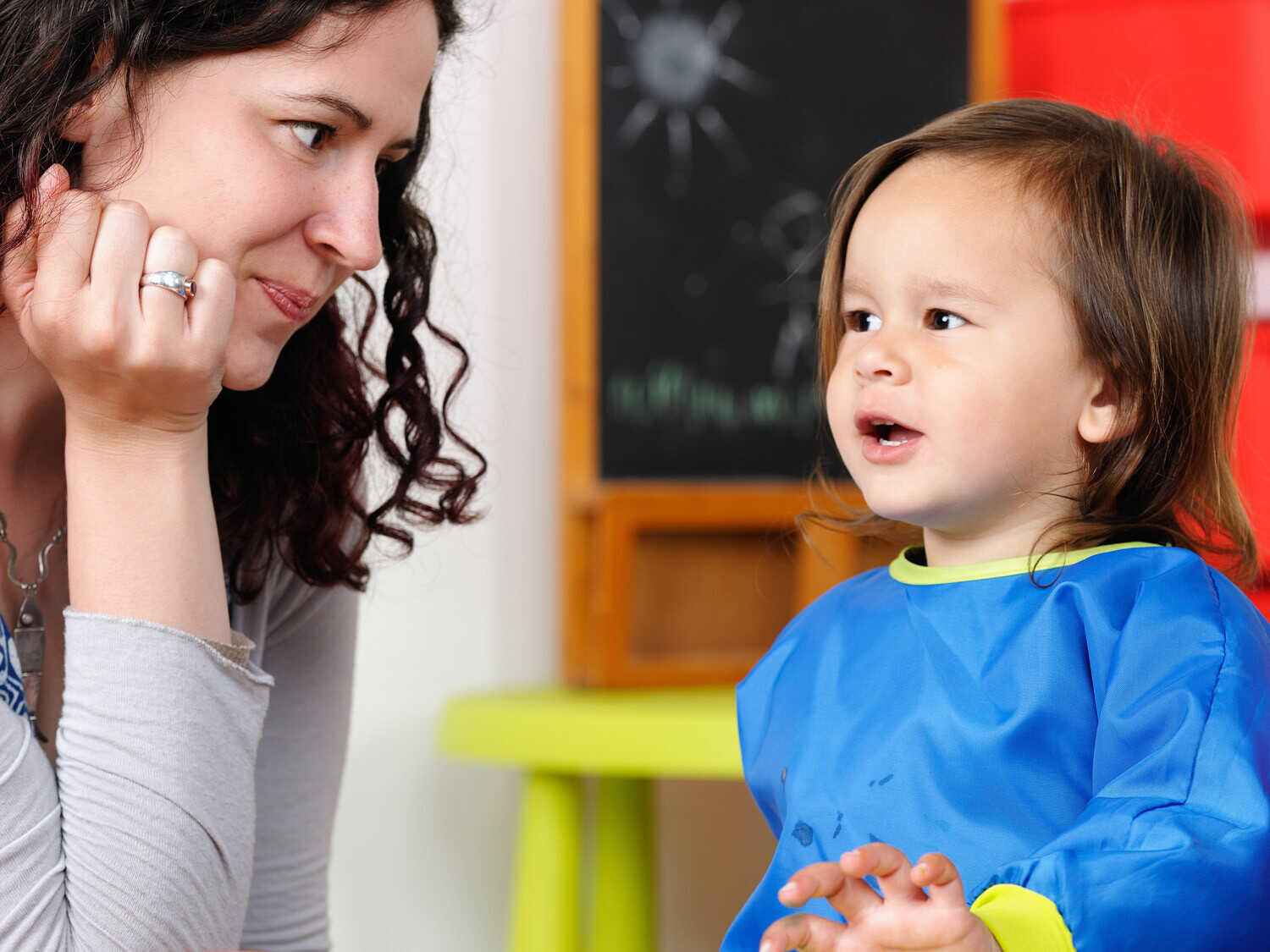 Ребенок не говорит в 2-3 года — обращаться ли к логопеду-дефектологу?